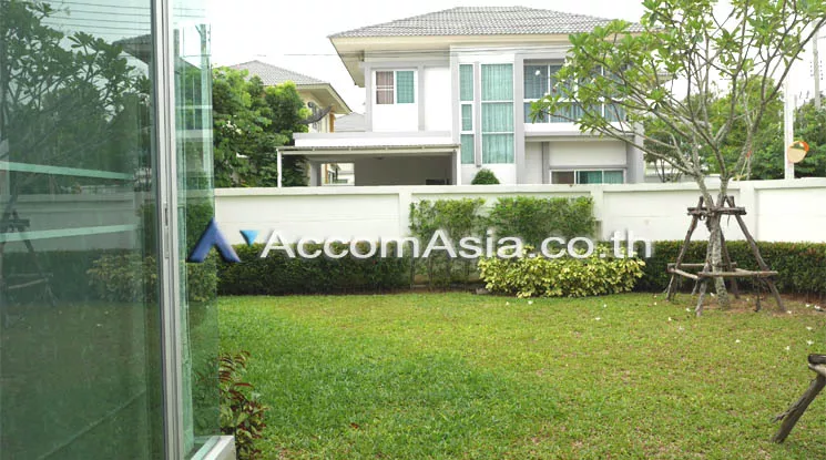  1  3 br House For Rent in  ,Chon Buri  at Family house for rent near J park AA12265