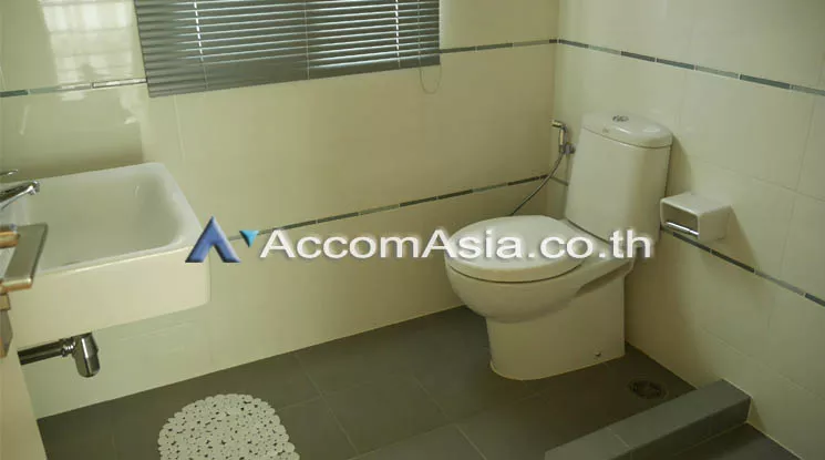 11  3 br House For Rent in  ,Chon Buri  at Family house for rent near J park AA12265