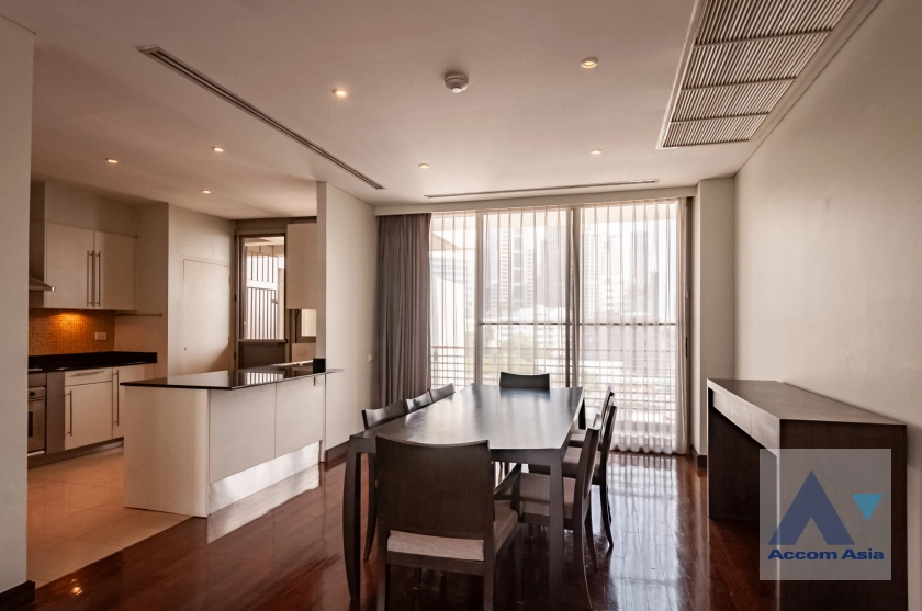 unitPet friendly |  3 Bedrooms  Apartment For Rent & Sale in Ploenchit, Bangkok  near BTS Ploenchit - MRT Lumphini (AA12270)