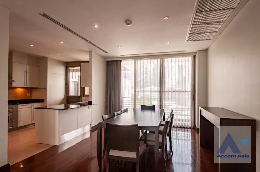  1  3 br Apartment For Rent in Ploenchit ,Bangkok BTS Ploenchit - MRT Lumphini at Modern Retro - 2 Units / floor AA12270