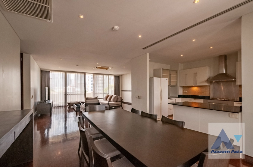 6  3 br Apartment for rent and sale in Ploenchit ,Bangkok BTS Ploenchit - MRT Lumphini at Modern Retro - 2 Units / floor AA12270