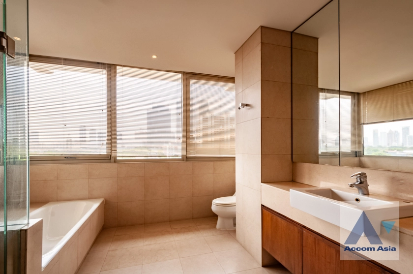 14  3 br Apartment for rent and sale in Ploenchit ,Bangkok BTS Ploenchit - MRT Lumphini at Modern Retro - 2 Units / floor AA12270