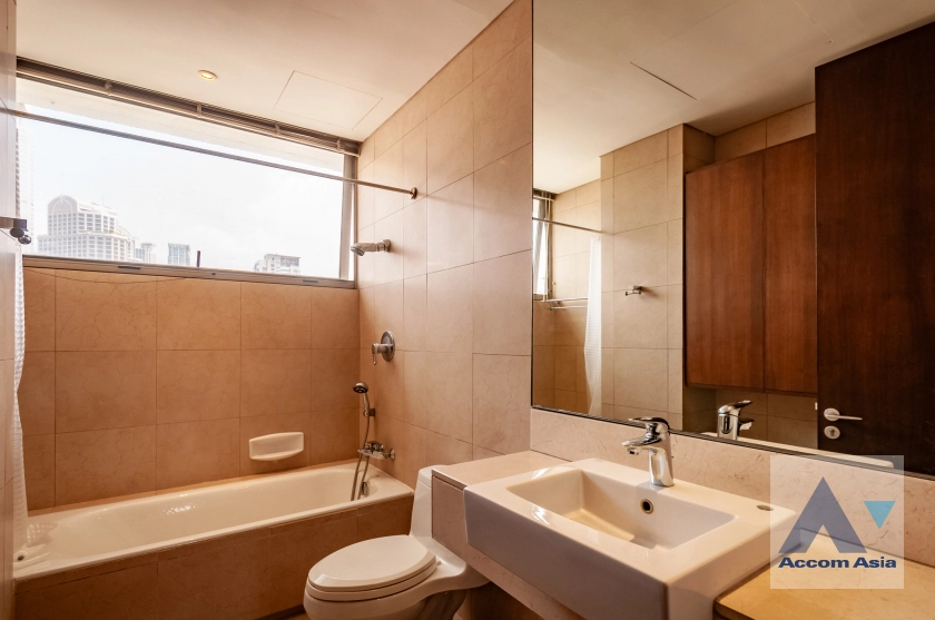 20  3 br Apartment for rent and sale in Ploenchit ,Bangkok BTS Ploenchit - MRT Lumphini at Modern Retro - 2 Units / floor AA12270