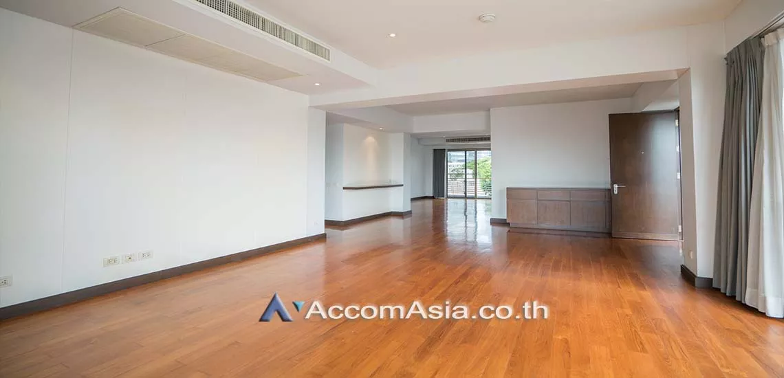 Pet friendly |  Modern Retro - 2 Units / floor Apartment  3 Bedroom for Rent MRT Lumphini in Ploenchit Bangkok
