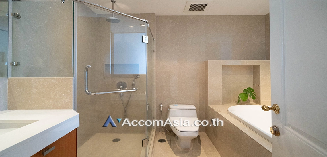 7  2 br Condominium For Rent in Ploenchit ,Bangkok BTS Ploenchit at Athenee Residence AA12278