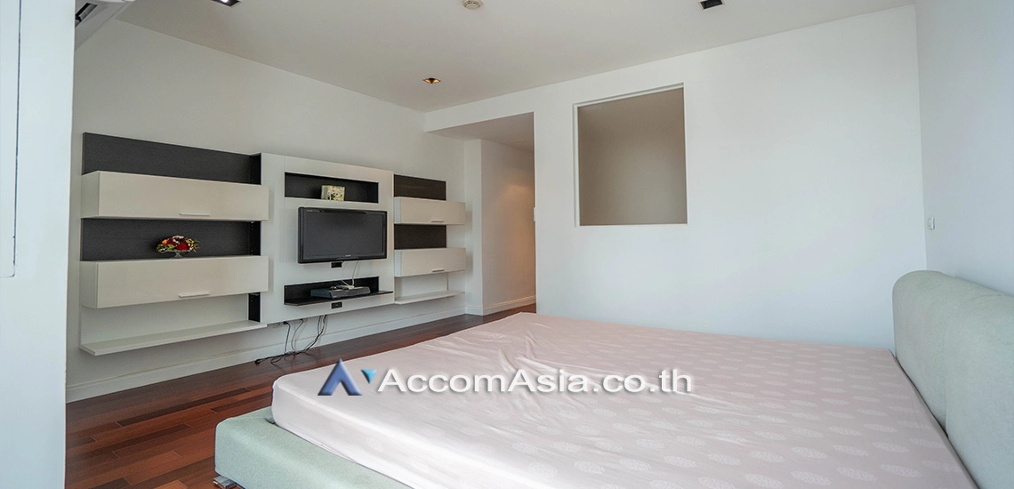 5  2 br Condominium For Rent in Ploenchit ,Bangkok BTS Ploenchit at Athenee Residence AA12278