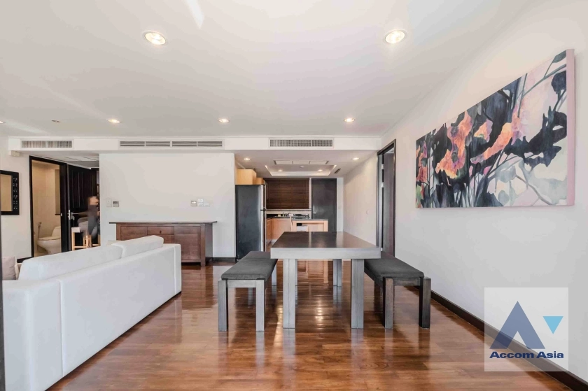 5  2 br Condominium For Rent in Sathorn ,Bangkok MRT Lumphini at The Lanai Sathorn AA12284