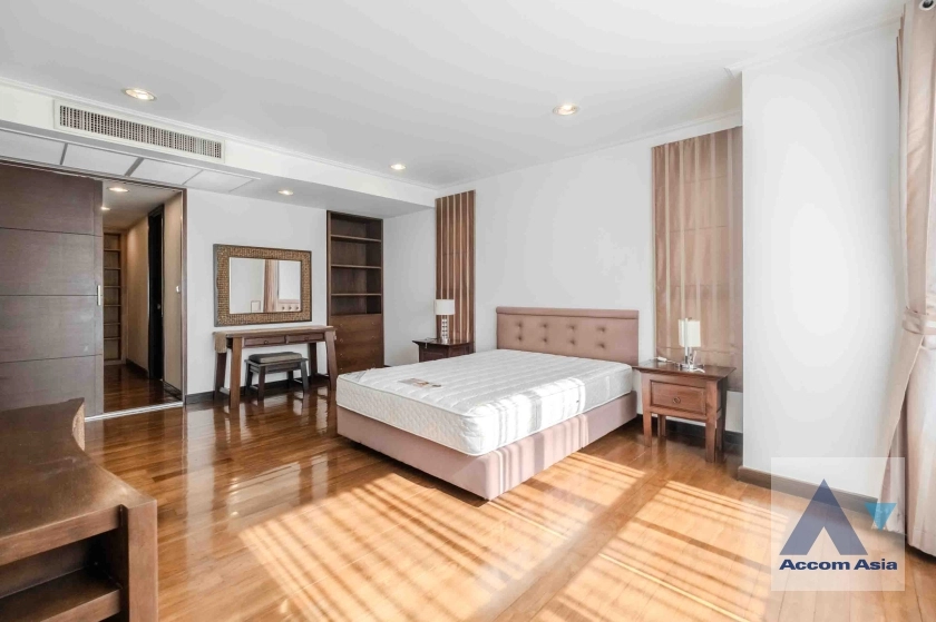 11  2 br Condominium For Rent in Sathorn ,Bangkok MRT Lumphini at The Lanai Sathorn AA12284