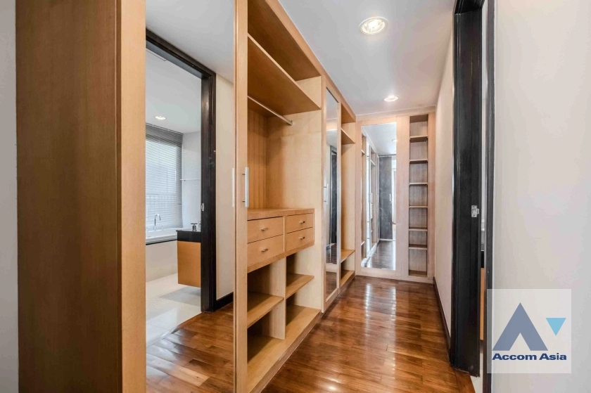 12  2 br Condominium For Rent in Sathorn ,Bangkok MRT Lumphini at The Lanai Sathorn AA12284