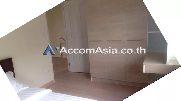 5  3 br House For Rent in  ,Chon Buri  at Family house for rent near J park AA12314