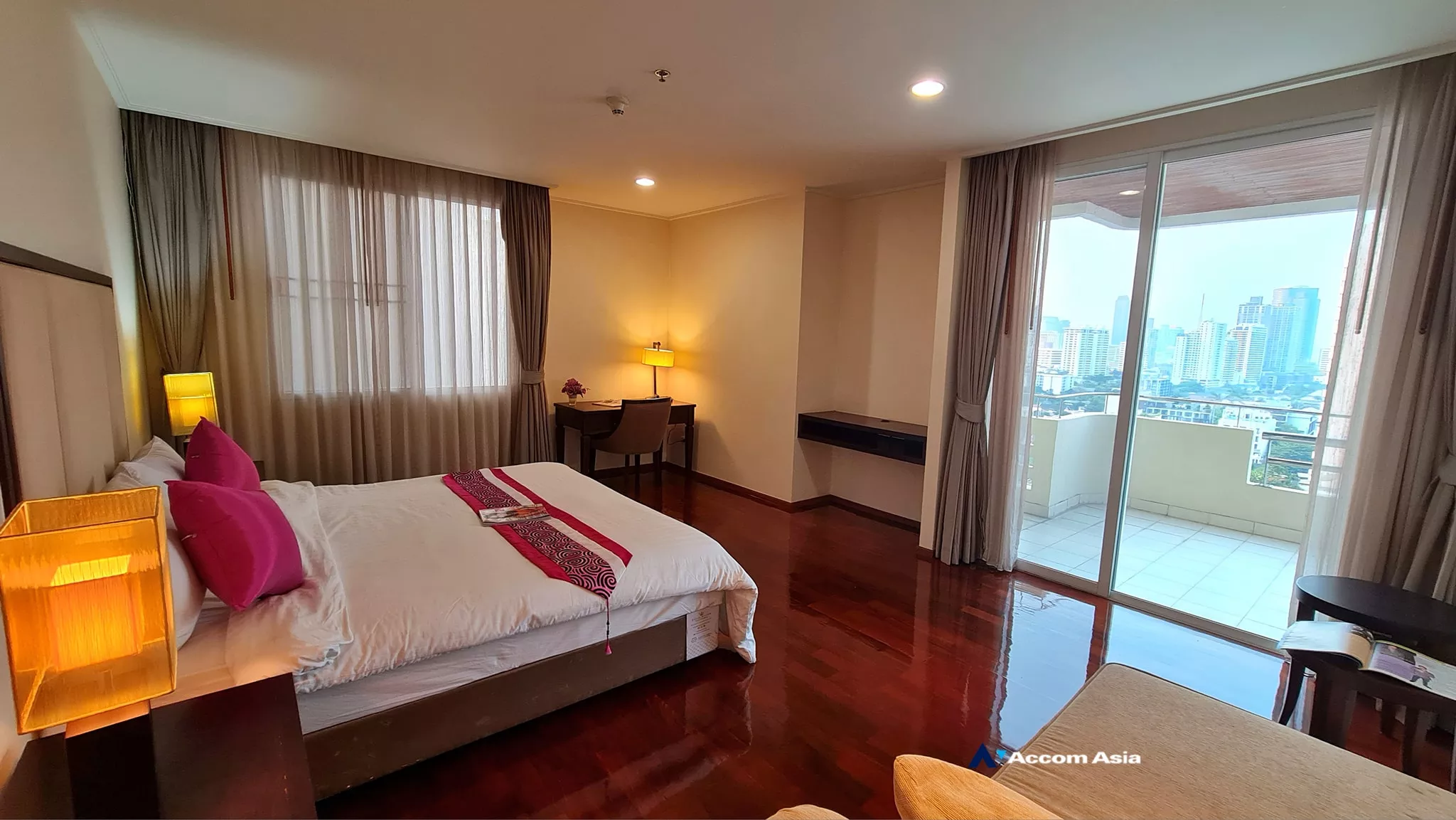 5  3 br Apartment For Rent in Sukhumvit ,Bangkok BTS Phrom Phong at Fully Furnished Suites AA12329