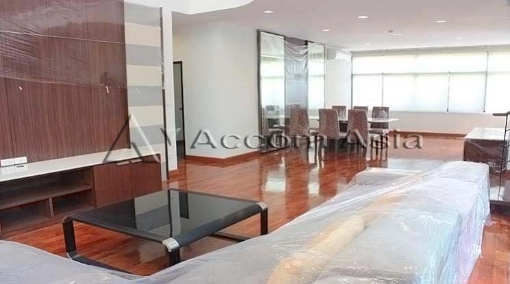  1  3 br Apartment For Rent in Sukhumvit ,Bangkok BTS Phrom Phong at Glorious outdoor area AA12336