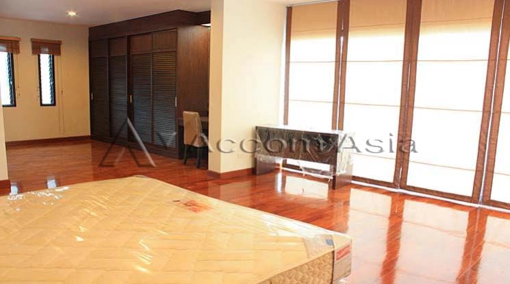 8  3 br Apartment For Rent in Sukhumvit ,Bangkok BTS Phrom Phong at Glorious outdoor area AA12336