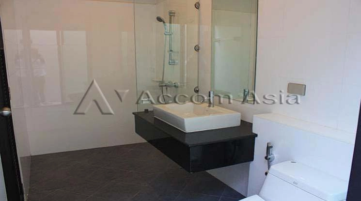 9  3 br Apartment For Rent in Sukhumvit ,Bangkok BTS Phrom Phong at Glorious outdoor area AA12336