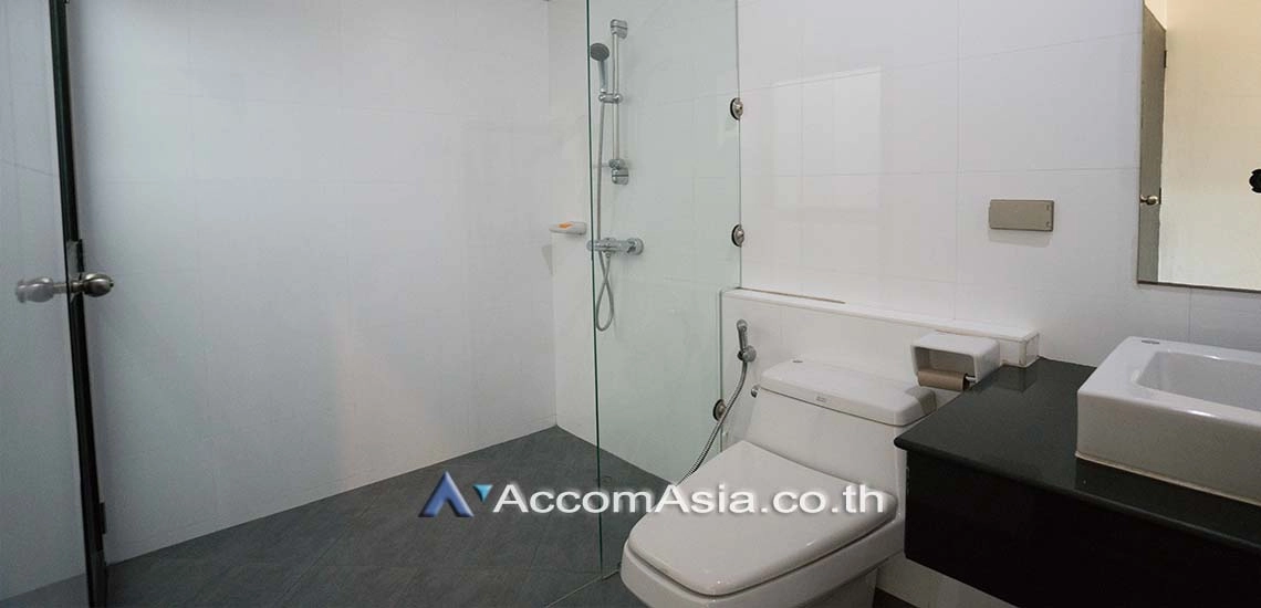 12  3 br Apartment For Rent in Sukhumvit ,Bangkok BTS Phrom Phong at Glorious outdoor area AA12337