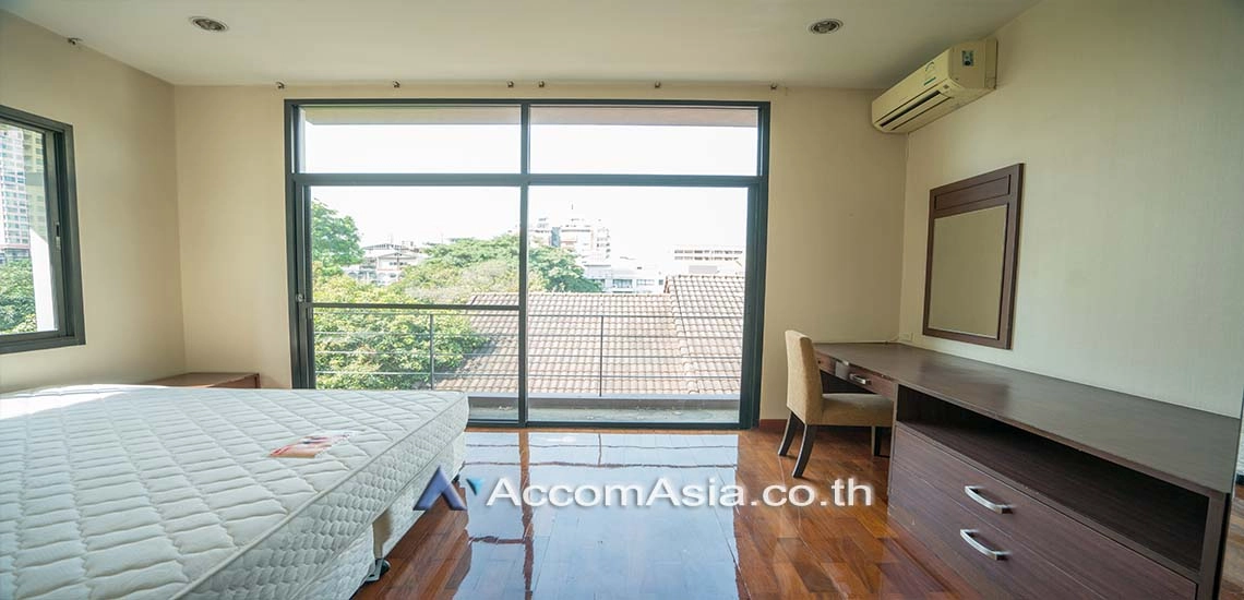 8  3 br Apartment For Rent in Sukhumvit ,Bangkok BTS Phrom Phong at Glorious outdoor area AA12337