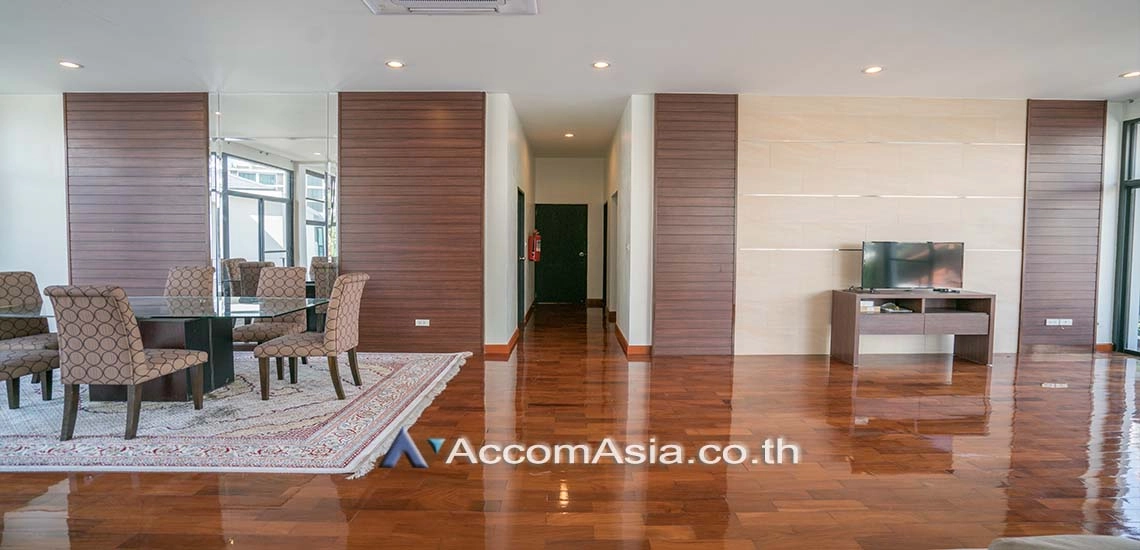 unitPet friendly |  3 Bedrooms  Apartment For Rent in Sukhumvit, Bangkok  near BTS Phrom Phong (AA12337)