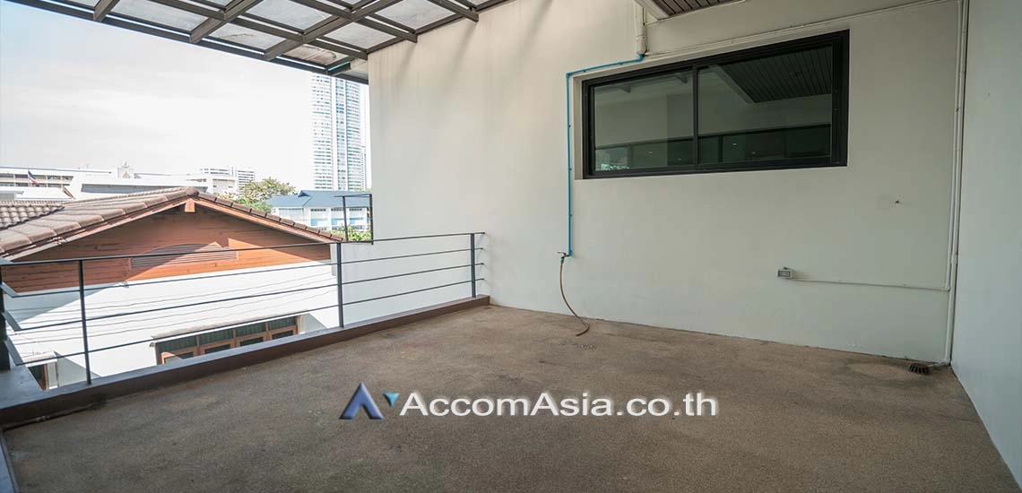 9  3 br Apartment For Rent in Sukhumvit ,Bangkok BTS Phrom Phong at Glorious outdoor area AA12337