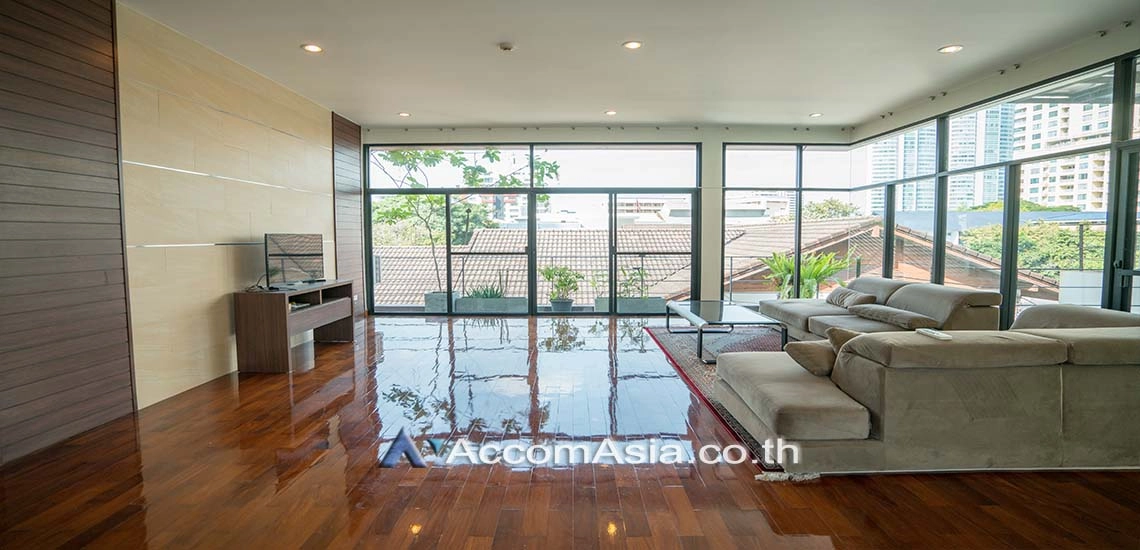 unitPet friendly |  3 Bedrooms  Apartment For Rent in Sukhumvit, Bangkok  near BTS Phrom Phong (AA12337)
