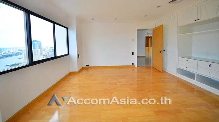4  5 br Condominium for rent and sale in Charoennakorn ,Bangkok BTS Krung Thon Buri at Saichol Mansion AA12349