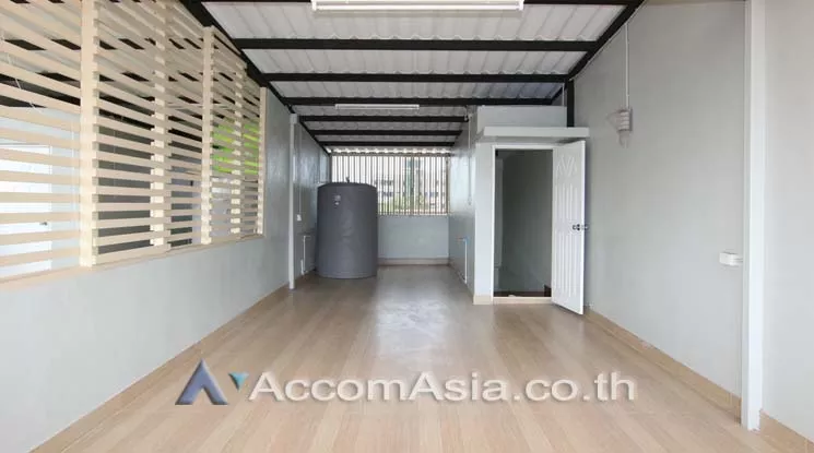 10  4 br Townhouse For Rent in sathorn ,Bangkok BRT Thanon Chan AA12410