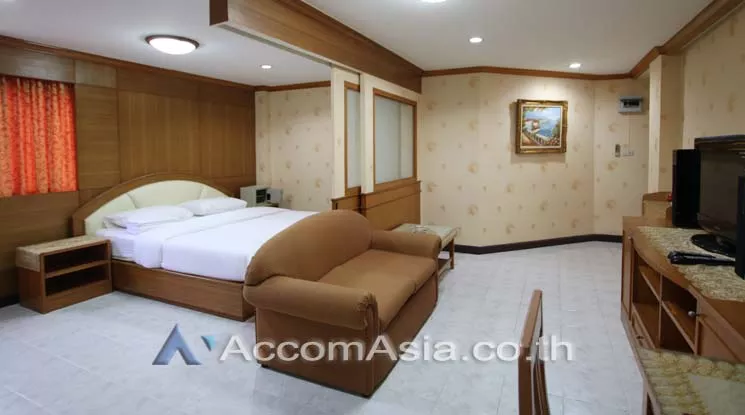 unit Studio  Apartment For Rent in Sukhumvit, Bangkok  near BTS Thong Lo (AA12442)