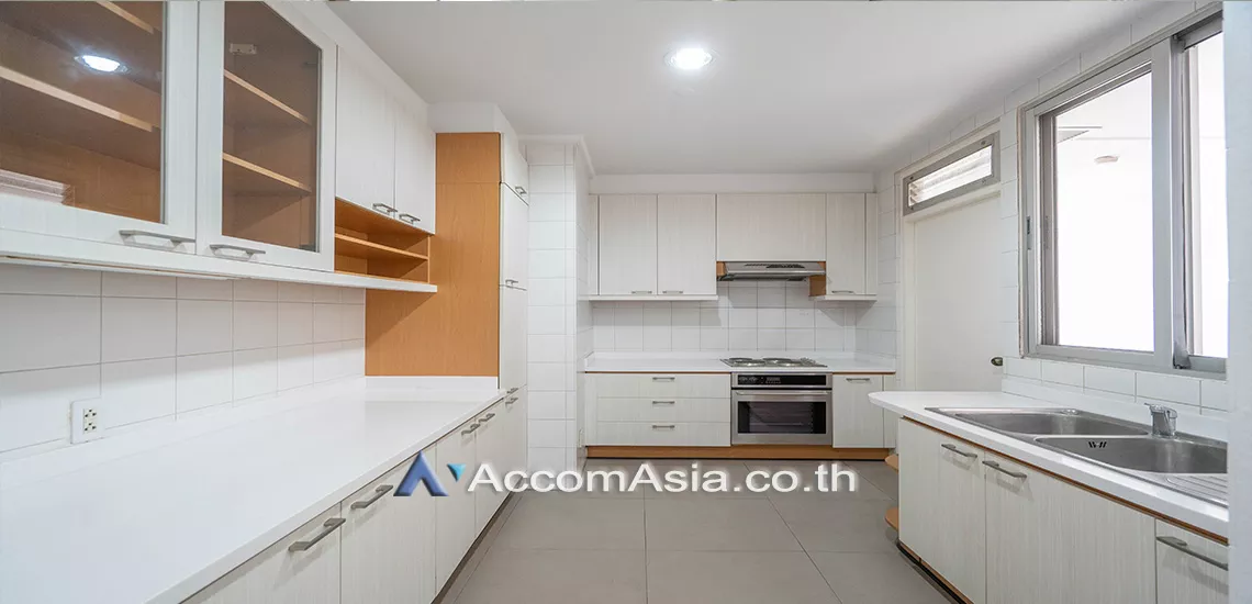 unitPet friendly |  3 Bedrooms  Apartment For Rent in Sukhumvit, Bangkok  near BTS Phrom Phong (AA12448)