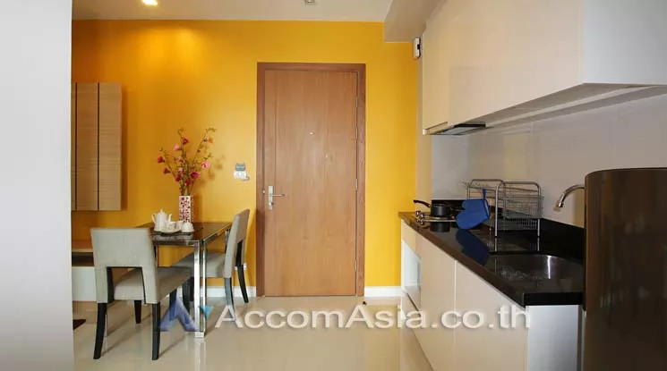 unit 1 Bedroom  Condominium For Rent in Sukhumvit, Bangkok  near BTS Phra khanong (AA12458)