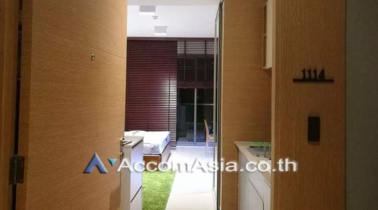 6  1 br Condominium For Sale in Sukhumvit ,Bangkok BTS Ekkamai at The Lofts Ekkamai  AA12462