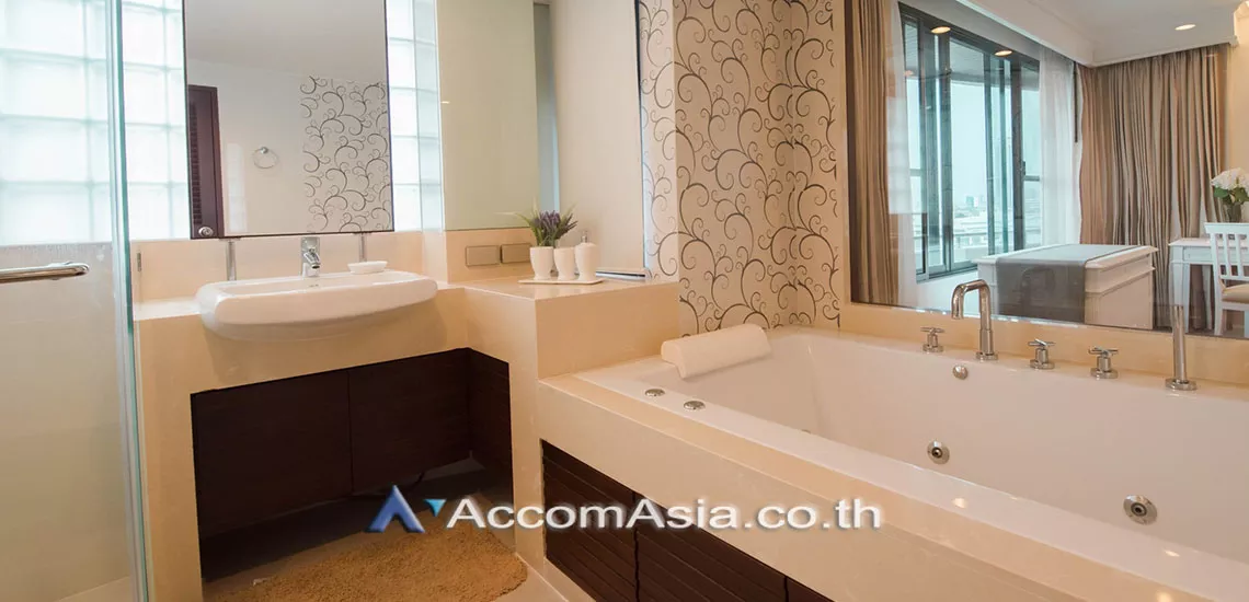 13  3 br Apartment For Rent in Sukhumvit ,Bangkok BTS Asok - MRT Sukhumvit at Warm Family Atmosphere AA12475