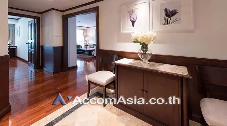  1  3 br Apartment For Rent in Sukhumvit ,Bangkok BTS Asok - MRT Sukhumvit at Warm Family Atmosphere AA12476