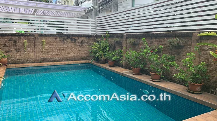 15  5 br House For Rent in sukhumvit ,Bangkok BTS Phrom Phong AA12489