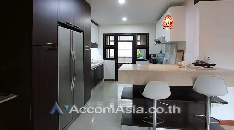 4  5 br House For Rent in sukhumvit ,Bangkok BTS Phrom Phong AA12489