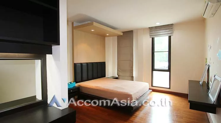 6  5 br House For Rent in sukhumvit ,Bangkok BTS Phrom Phong AA12489
