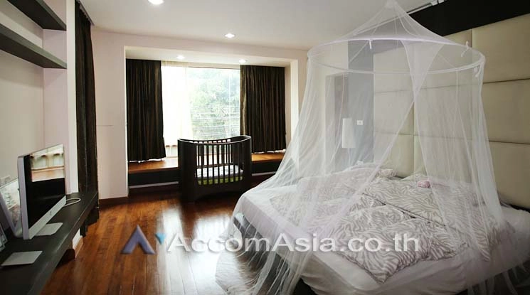 8  5 br House For Rent in Sukhumvit ,Bangkok BTS Phrom Phong AA12489