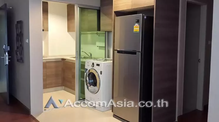  3 Bedrooms  Condominium For Rent in Ratchadapisek, Bangkok  near MRT Rama 9 (AA12490)