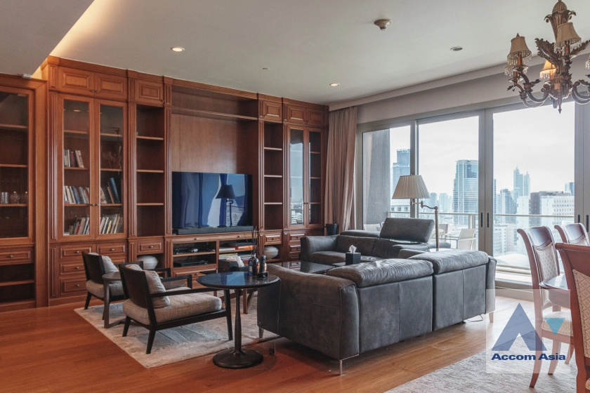  1  3 br Condominium For Rent in Ploenchit ,Bangkok BTS Ratchadamri - MRT Silom at 185 Rajadamri AA12509