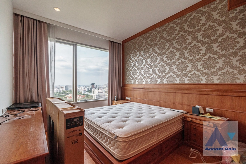 16  3 br Condominium For Rent in Ploenchit ,Bangkok BTS Ratchadamri - MRT Silom at 185 Rajadamri AA12509