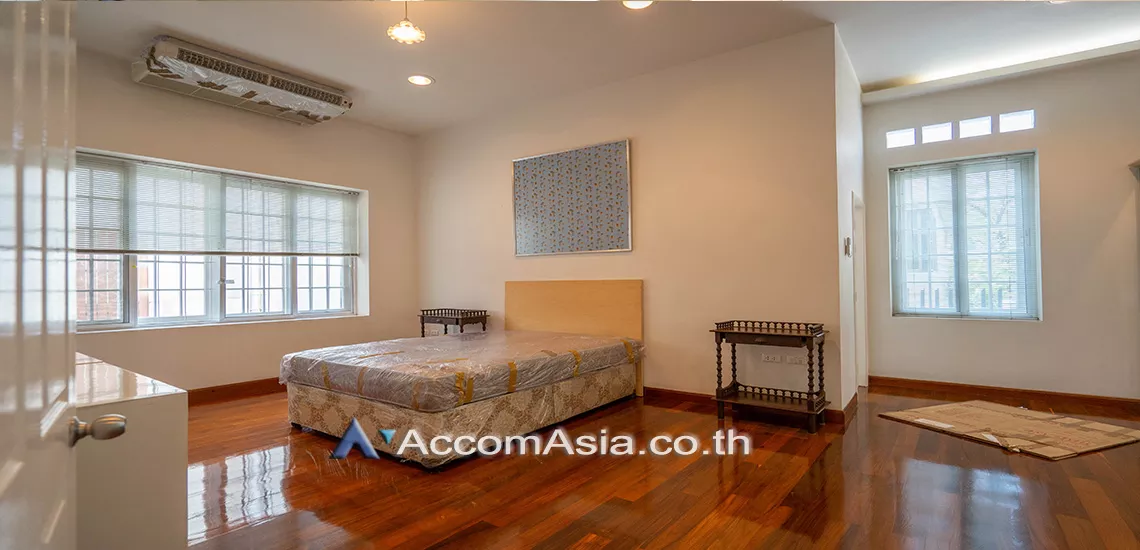 14  6 br House For Rent in sukhumvit ,Bangkok BTS Phrom Phong AA12522