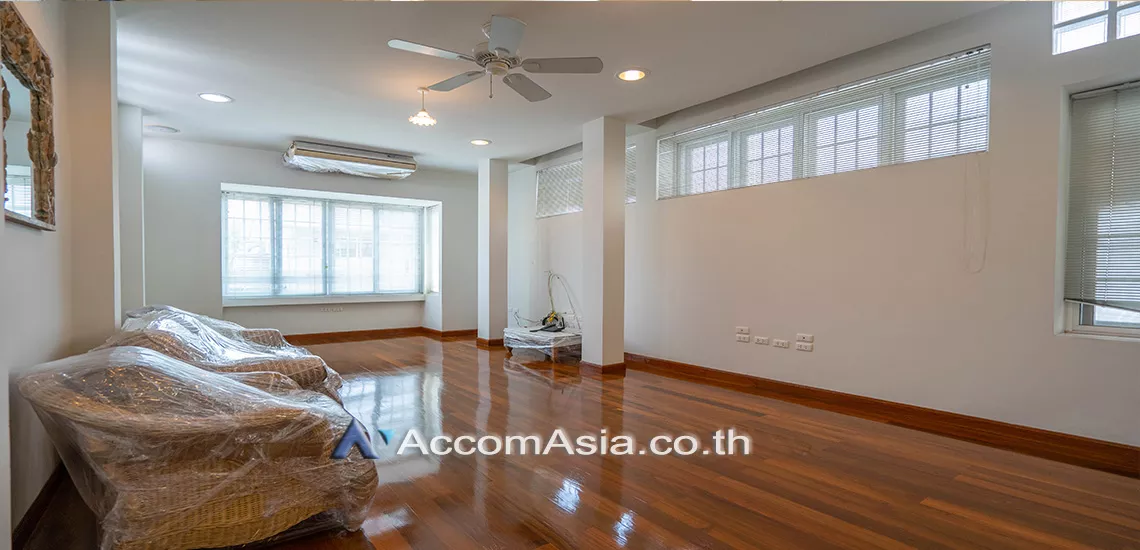 9  6 br House For Rent in sukhumvit ,Bangkok BTS Phrom Phong AA12522