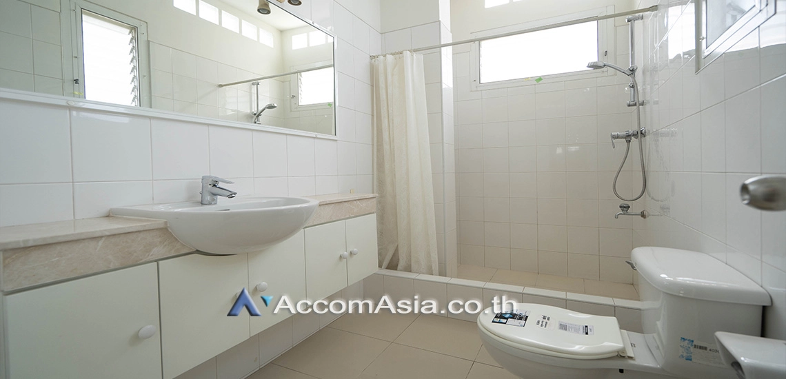 18  6 br House For Rent in Sukhumvit ,Bangkok BTS Phrom Phong AA12522