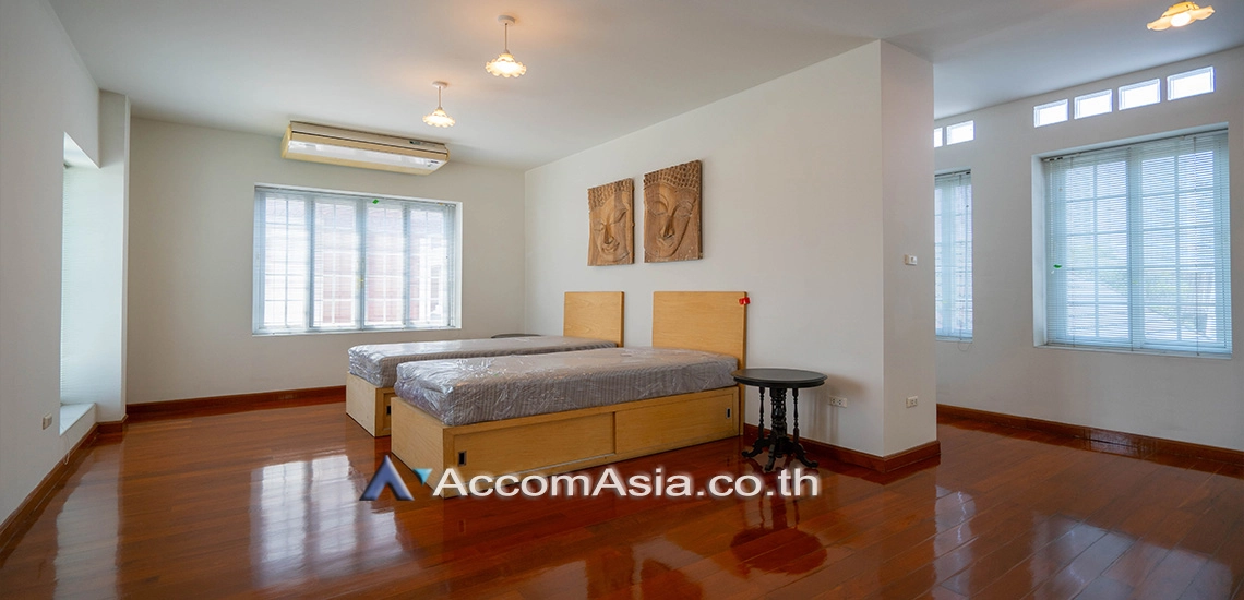 11  6 br House For Rent in Sukhumvit ,Bangkok BTS Phrom Phong AA12522
