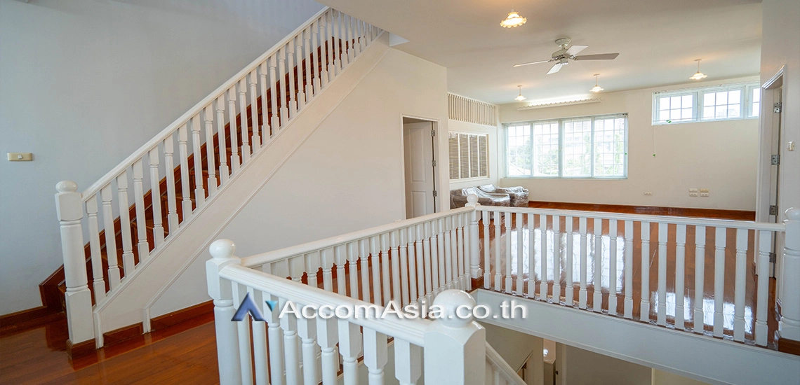 16  6 br House For Rent in Sukhumvit ,Bangkok BTS Phrom Phong AA12522