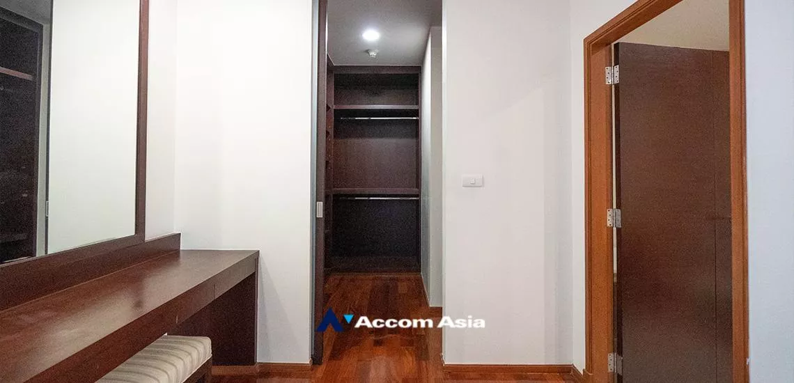 14  3 br Apartment For Rent in Sukhumvit ,Bangkok BTS Phrom Phong at Fully Furnished Suites AA12539