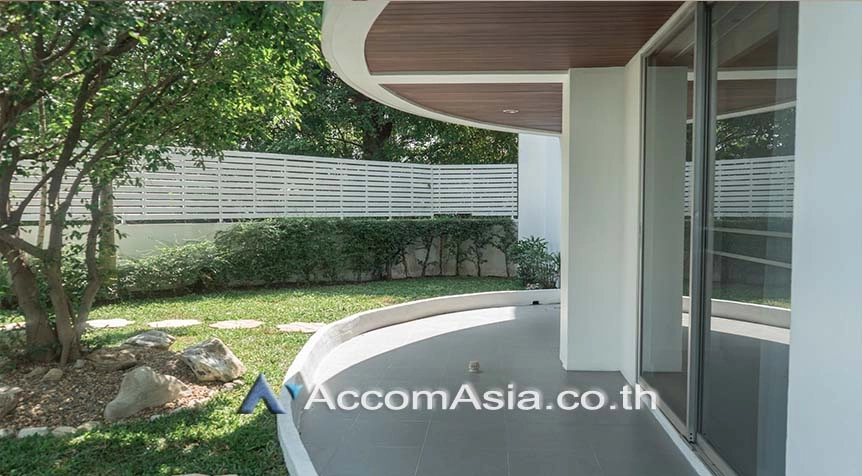 31  4 br Apartment For Rent in Sukhumvit ,Bangkok BTS Asok - MRT Sukhumvit at Newly renovated modern style living place AA12544