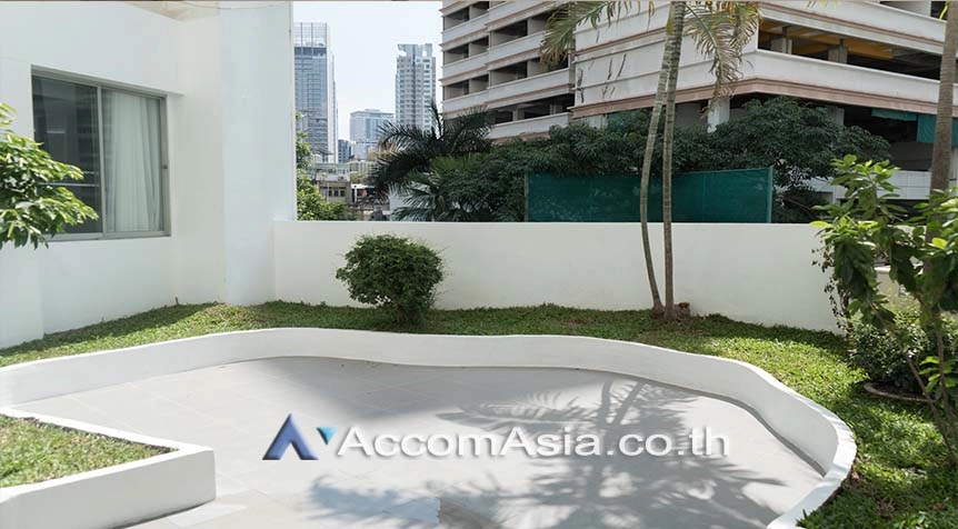 29  4 br Apartment For Rent in Sukhumvit ,Bangkok BTS Asok - MRT Sukhumvit at Newly renovated modern style living place AA12544