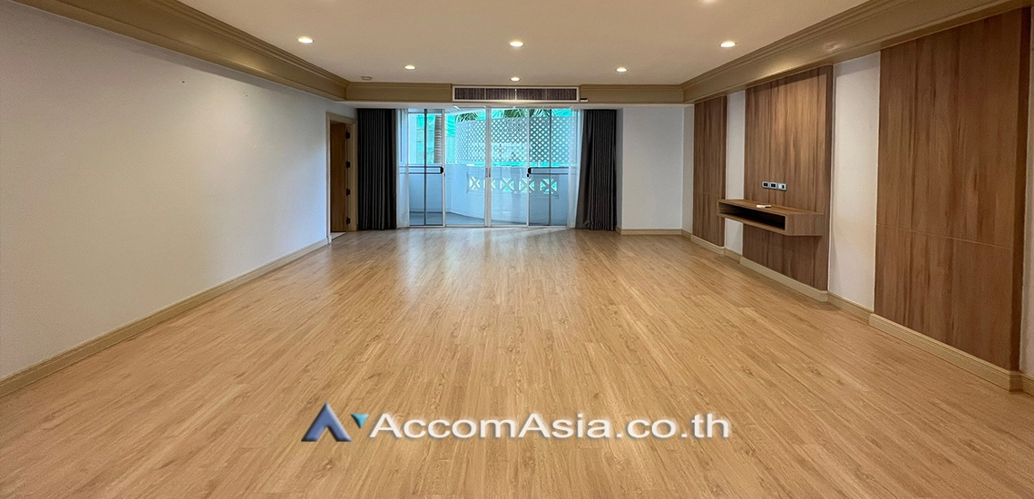  1  4 br Apartment For Rent in Sukhumvit ,Bangkok BTS Asok - MRT Sukhumvit at Newly renovated modern style living place AA12544