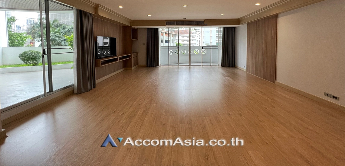Ground Floor, Huge Terrace, Pet friendly |  Newly renovated modern style living place Apartment  4 Bedroom for Rent MRT Sukhumvit in Sukhumvit Bangkok