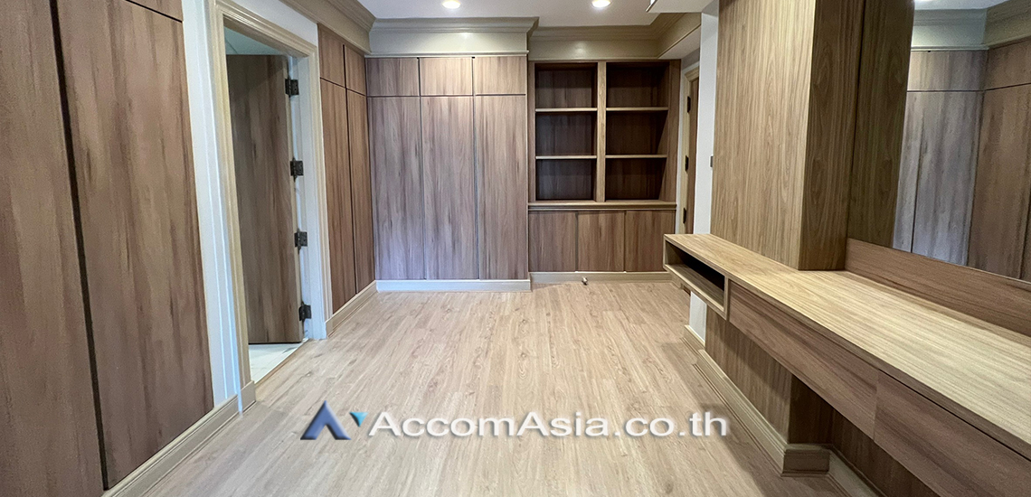 16  4 br Apartment For Rent in Sukhumvit ,Bangkok BTS Asok - MRT Sukhumvit at Newly renovated modern style living place AA12544