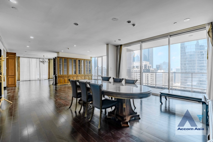  1  3 br Condominium For Rent in Ploenchit ,Bangkok BTS Chitlom at The Park Chidlom AA12548